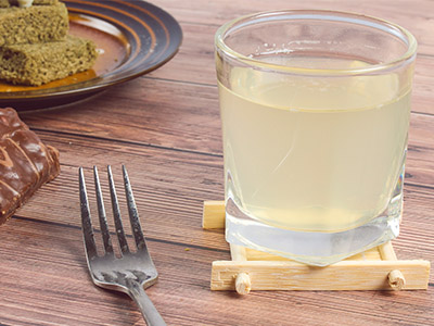 蜂蜜水的作用与功效，喝蜂蜜水的好处